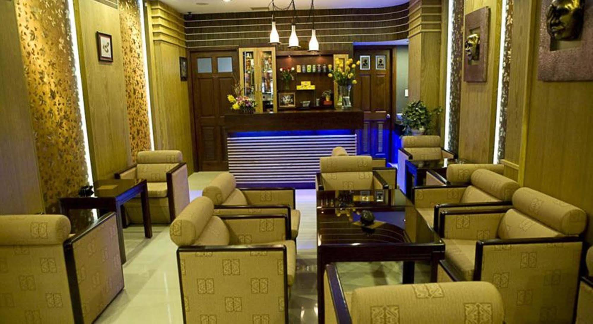 Hoang Vinh Hotel Ho Şi Min Exterior foto
